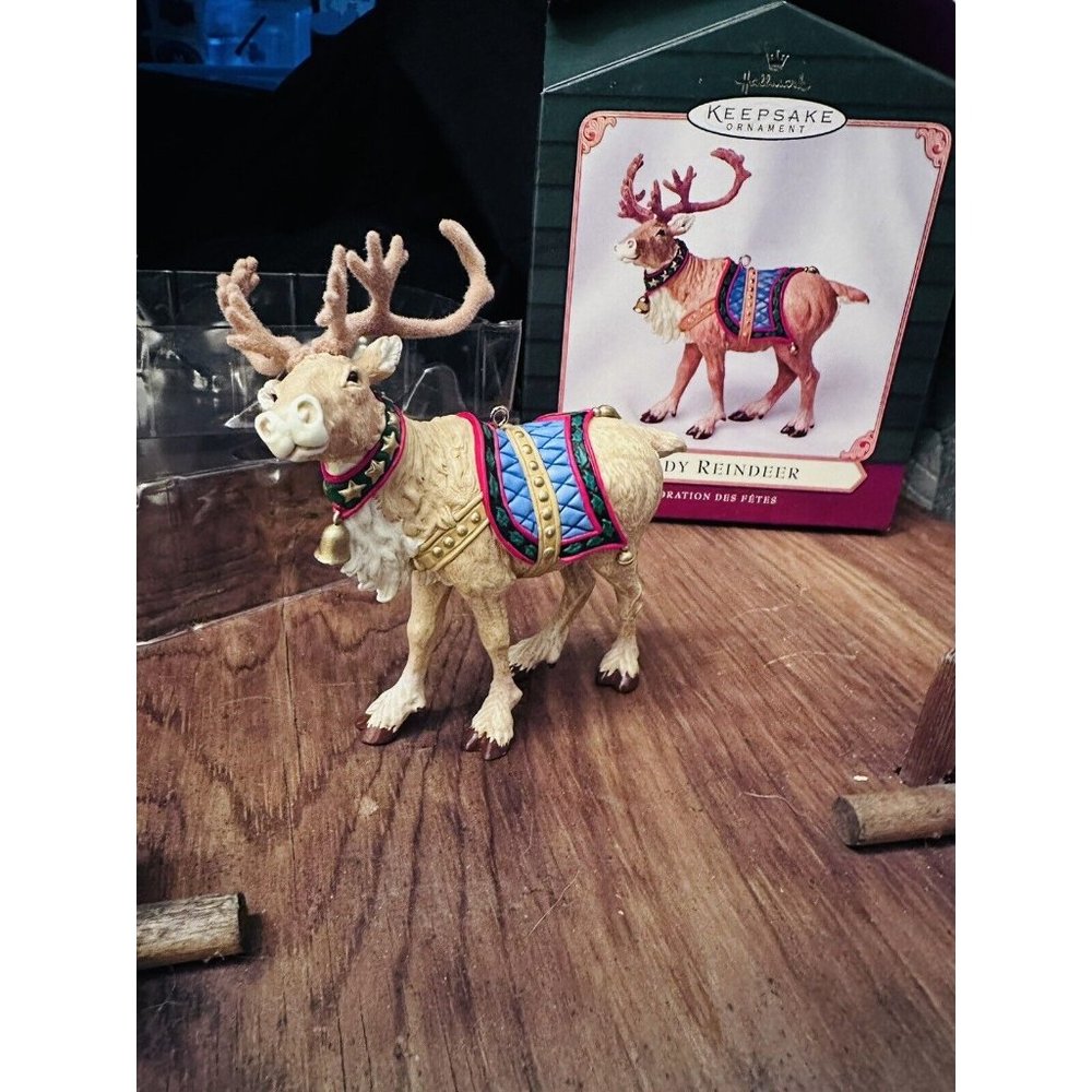 Hallmark Keepsake Ornament Ready Reindeer Membership Piece QX8295 2001‎